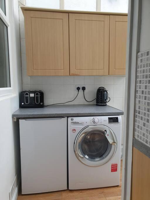 נורוויץ'' City Townhouse Close To Cafes And Restaurants מראה חיצוני תמונה